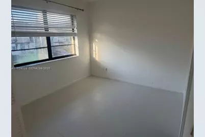 1800 Bayberry Dr #1800, Pembroke Pines, FL 33024 - Photo 12