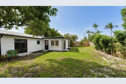 5706 NE 15th Ave, Fort Lauderdale, FL 33334 - Photo 4