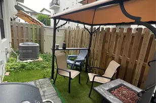 10443 NW 82nd St, Doral, FL 33178 - Photo 16