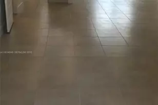 10443 NW 82nd St, Doral, FL 33178 - Photo 4