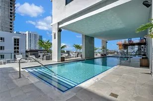 229 SW 9th St, Miami, FL 33130 - Photo 6