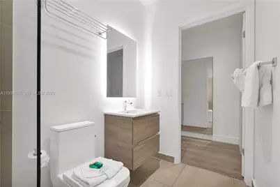 229 SW 9th St #504, Miami, FL 33130 - Photo 44