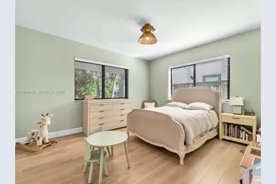 920 W 47th Ct, Miami Beach, FL 33140 - Photo 20