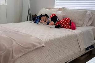 1323 NE 182nd St, North Miami Beach, FL 33162 - Photo 8