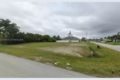 1517 NW 4th Place, Cape Coral, FL 33991 - Photo 2