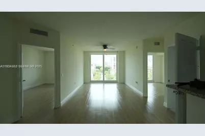 987 SW 37th Ave #1211, Miami, FL 33135 - Photo 1