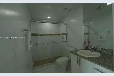 987 SW 37th Ave #1115, Miami, FL 33135 - Photo 4