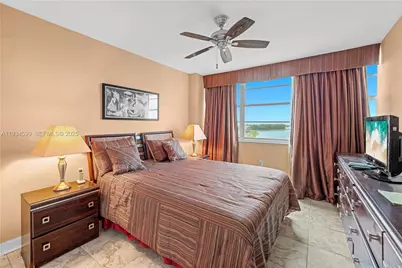 1301 NE Miami Gardens Dr #926W, Miami, FL 33179 - Photo 12