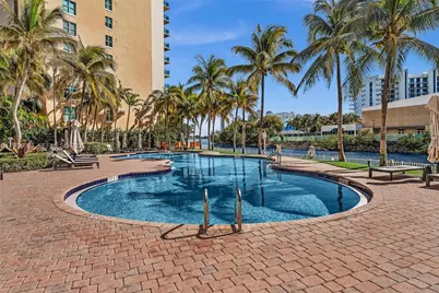 3340 NE 190th St #1109, Aventura, FL 33180 - Photo 36