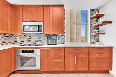 3340 NE 190th St #1109, Aventura, FL 33180 - Photo 12