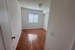 9340 Fontainebleau Blvd, Miami, FL 33172 - Photo 8