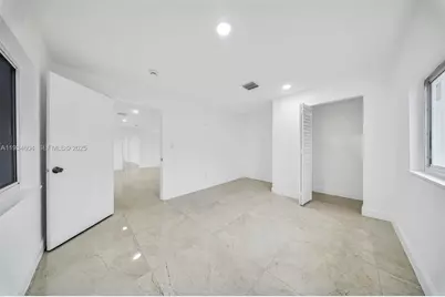 2410 NW 155th Ter, Miami Gardens, FL 33054 - Photo 12