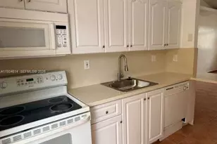 7520 W 20th Ave, Hialeah, FL 33016 - Photo 14