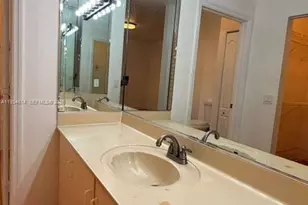 7520 W 20th Ave, Hialeah, FL 33016 - Photo 32