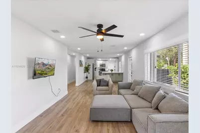 1048 NW 33rd Ave, Miami, FL 33125 - Photo 34