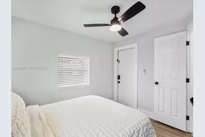 1048 NW 33rd Ave, Miami, FL 33125 - Photo 46