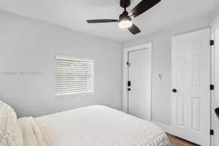 1048 NW 33rd Ave, Miami, FL 33125 - Photo 46