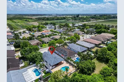 15519 SW 182nd Ln, Miami, FL 33187 - Photo 2