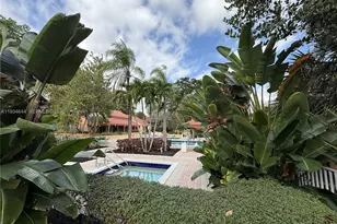 931 Coral Club Dr, Coral Springs, FL 33071 - Photo 20