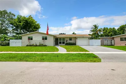 5880 SW 13th St, Plantation, FL 33317 - Photo 4