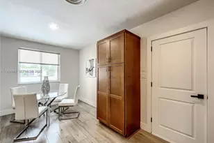 5880 SW 13th St, Plantation, FL 33317 - Photo 14