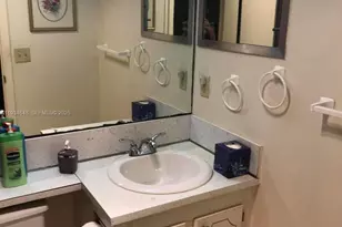 243 Sheffield J, West Palm Beach, FL 33417 - Photo 6