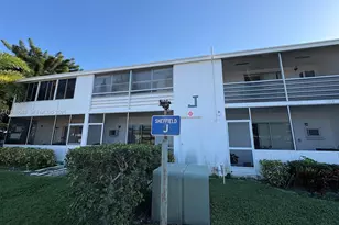 243 Sheffield J, West Palm Beach, FL 33417 - Photo 4