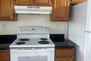 1551 W 7th Ct, Hialeah, FL 33010 - Photo 6