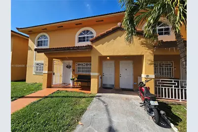 7762 W 34th Ln #18-202, Hialeah, FL 33018 - Photo 1