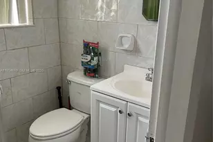 [Address not provided], Miami, FL 33179 - Photo 6