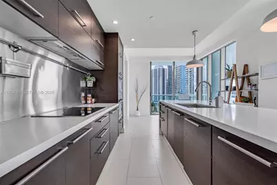 900 Biscayne Blvd #2312, Miami, FL 33132 - Photo 4