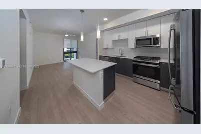 19401 W Dixie Hwy #307, Miami, FL 33180 - Photo 26