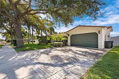 3401 NE 21st Ave, Lighthouse Point, FL 33064 - Photo 2