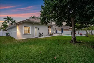13721 NW 18th St, Pembroke Pines, FL 33028 - Photo 40