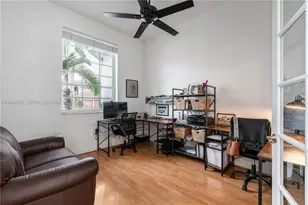 13721 NW 18th St, Pembroke Pines, FL 33028 - Photo 30