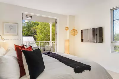 3540 Main Hwy #305, Coconut Grove, FL 33133 - Photo 10