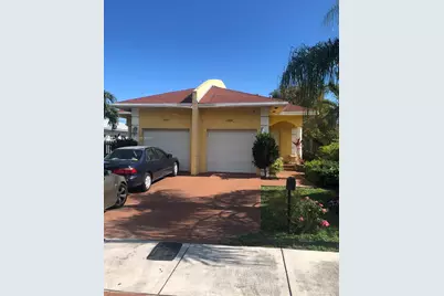 1010 NW 2nd Ave #1010, Hallandale Beach, FL 33009 - Photo 1