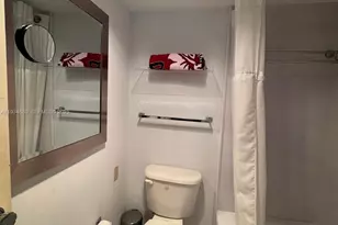 20335 W Country Club Dr, Aventura, FL 33180 - Photo 32