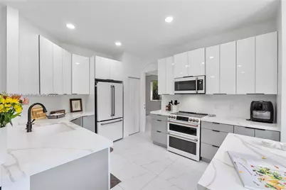10922 NW 49th Dr, Coral Springs, FL 33076 - Photo 26