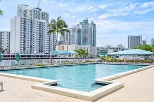 1000 Parkview Dr, Hallandale Beach, FL 33009 - Photo 30