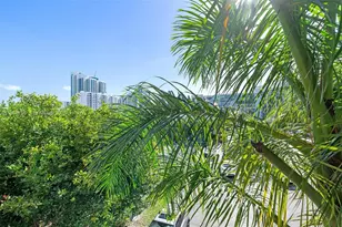 1000 Parkview Dr, Hallandale Beach, FL 33009 - Photo 24
