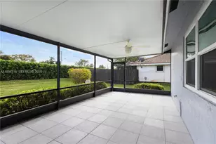 21314 Chinaberry Dr, Boca Raton, FL 33428 - Photo 24