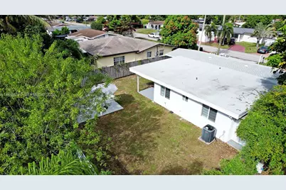 7612 Granada Blvd, Miramar, FL 33023 - Photo 18