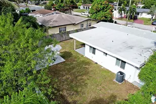 7612 Granada Blvd, Miramar, FL 33023 - Photo 18