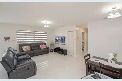 7612 Granada Blvd, Miramar, FL 33023 - Photo 6