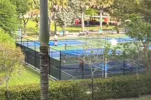 3500 Oaks Clubhouse Dr, Pompano Beach, FL 33069 - Photo 20