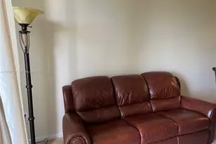 3500 Oaks Clubhouse Dr, Pompano Beach, FL 33069 - Photo 20