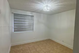 17324 NW 63rd Ave, Hialeah, FL 33015 - Photo 14