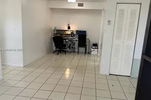 670 NW 114th Ave, Sweetwater, FL 33172 - Photo 2