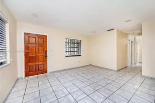 201 NW 34th Ave, Miami, FL 33125 - Photo 6